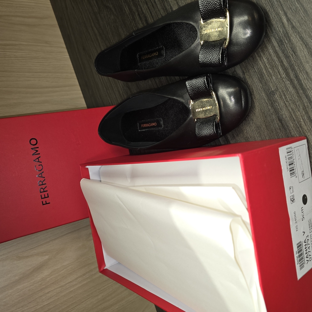 Gorgeous brand New Shoe